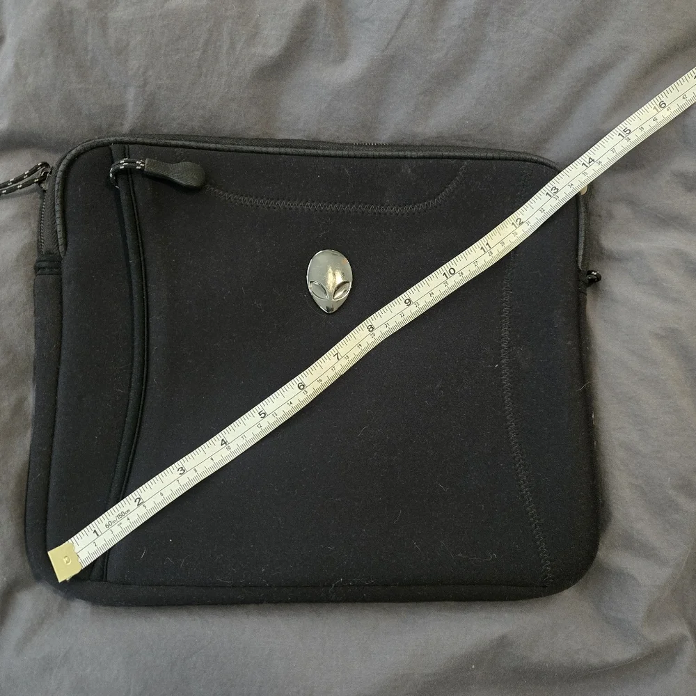 Black Neoprene 13 Inch Tablet Or Laptop Sleeve